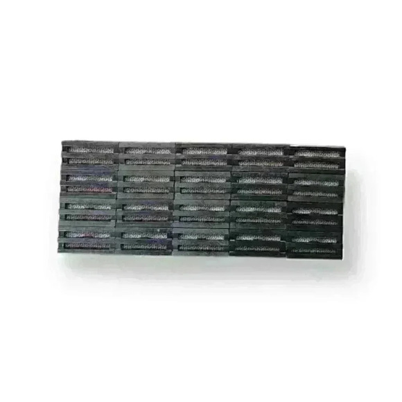 Lego 2412 / 2412b Black Tile Grille 1 x 2 with Bottom Groove / Lip (Lot of 20) - Picture 1 of 3